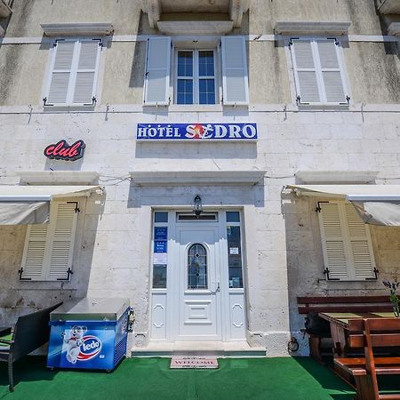 Hotel Sidro Milna  Eksteriør bilde