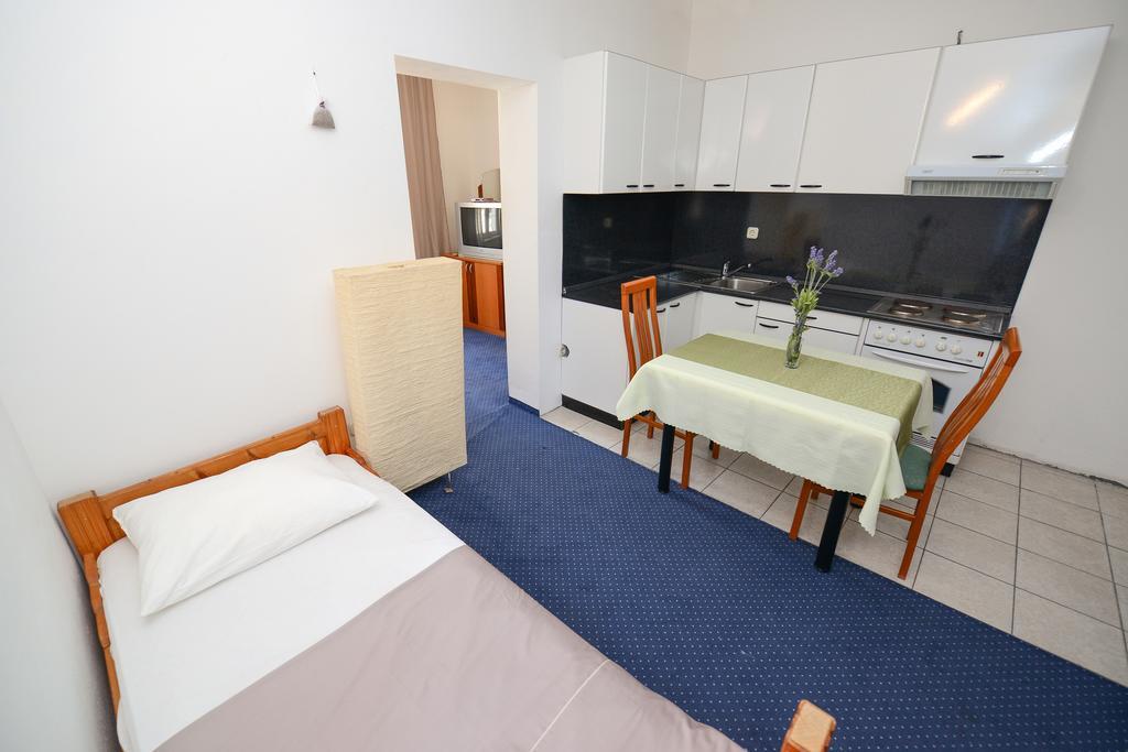 Hotel Sidro Milna  Rom bilde